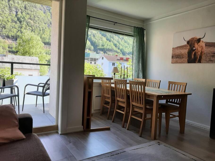 Apartment 2 Sleeping Rooms In Rjukan Exterior foto
